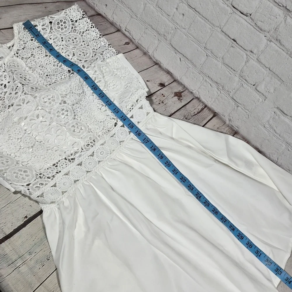 Area Stars White Lace Trim Dress Medium NWT Crochet Boho Coquette Mini‎